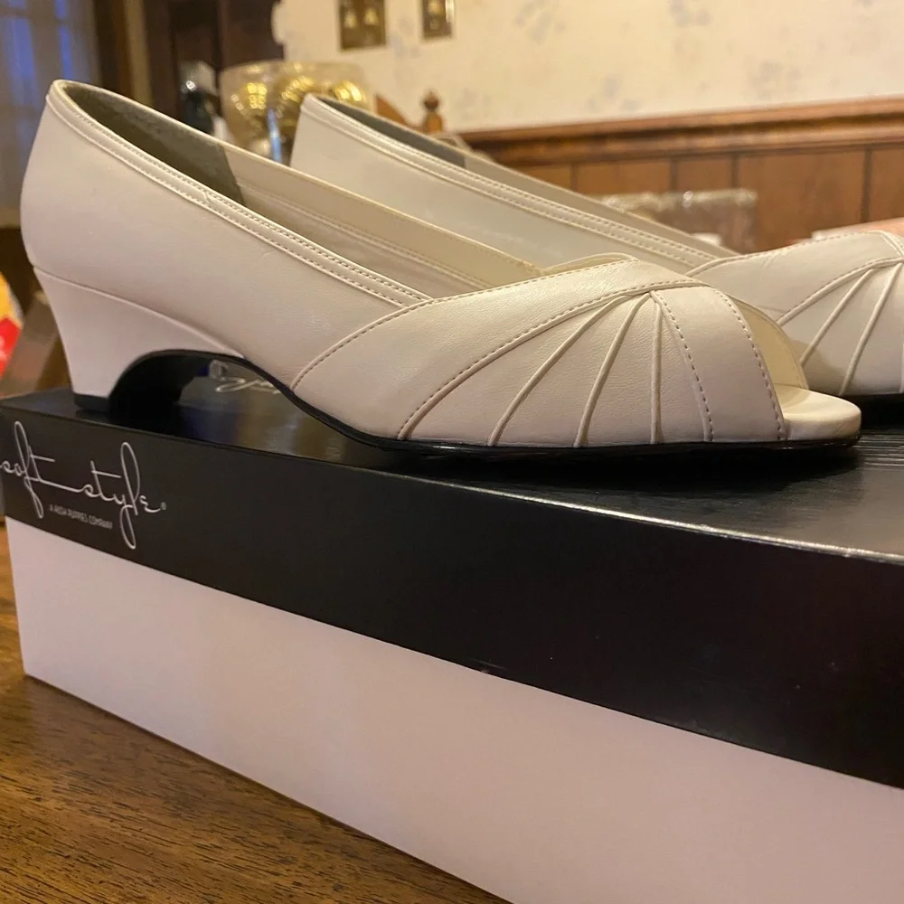 White Peep-Toe Heels by Anne Klein - Picture 2 of 8